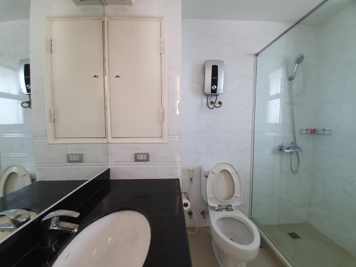 פאטאיה Spacious Room With Ocean & City View מראה חיצוני תמונה